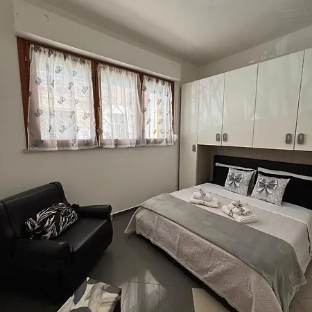 My Little House * Quartu SantʼElena